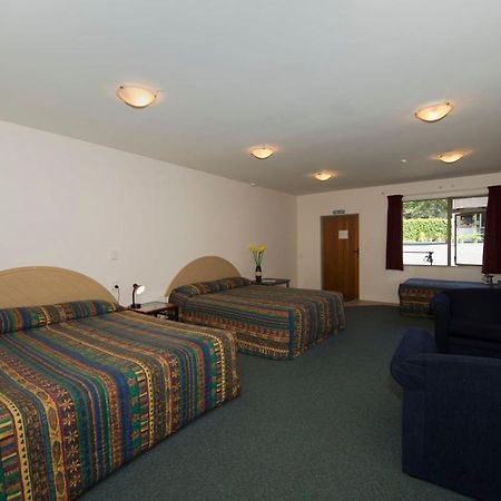Lake Point Motel Гамильтон Экстерьер фото