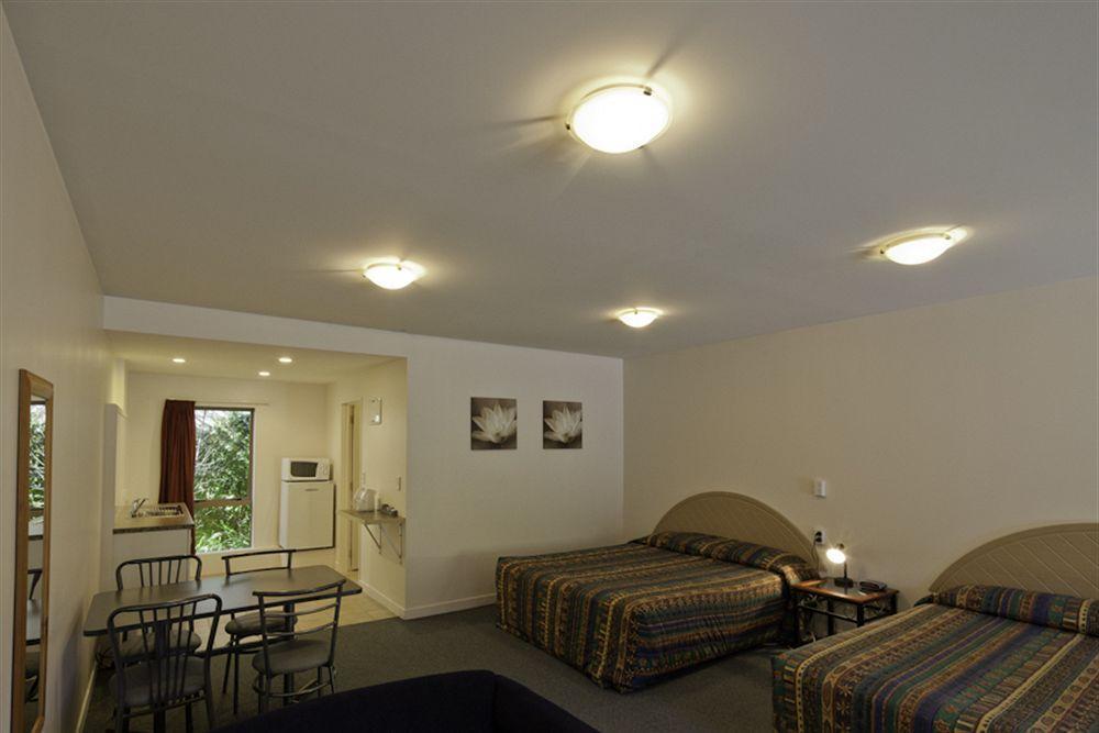 Lake Point Motel Гамильтон Экстерьер фото