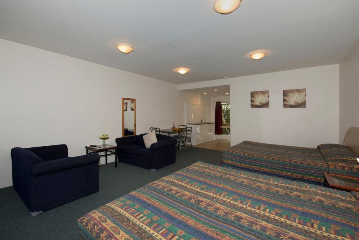 Lake Point Motel Гамильтон Экстерьер фото